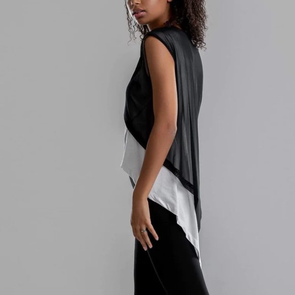 Mdnt45 - ASYMMETRICAL WHITE SHIRT WITH BLACK MESH (NEW), fits large - Picture 3 of 5